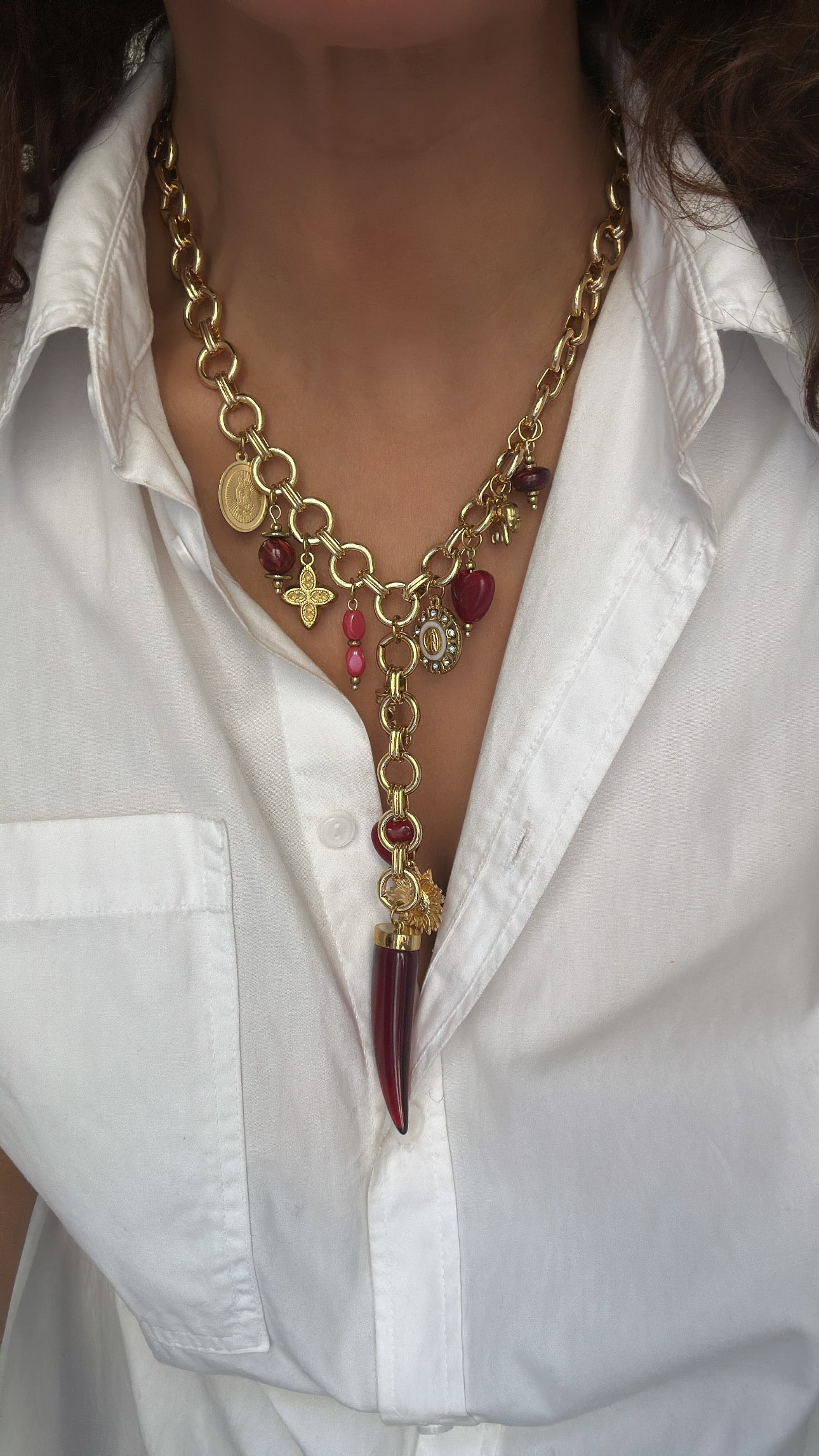 Collana Y con corno multi Charms￼