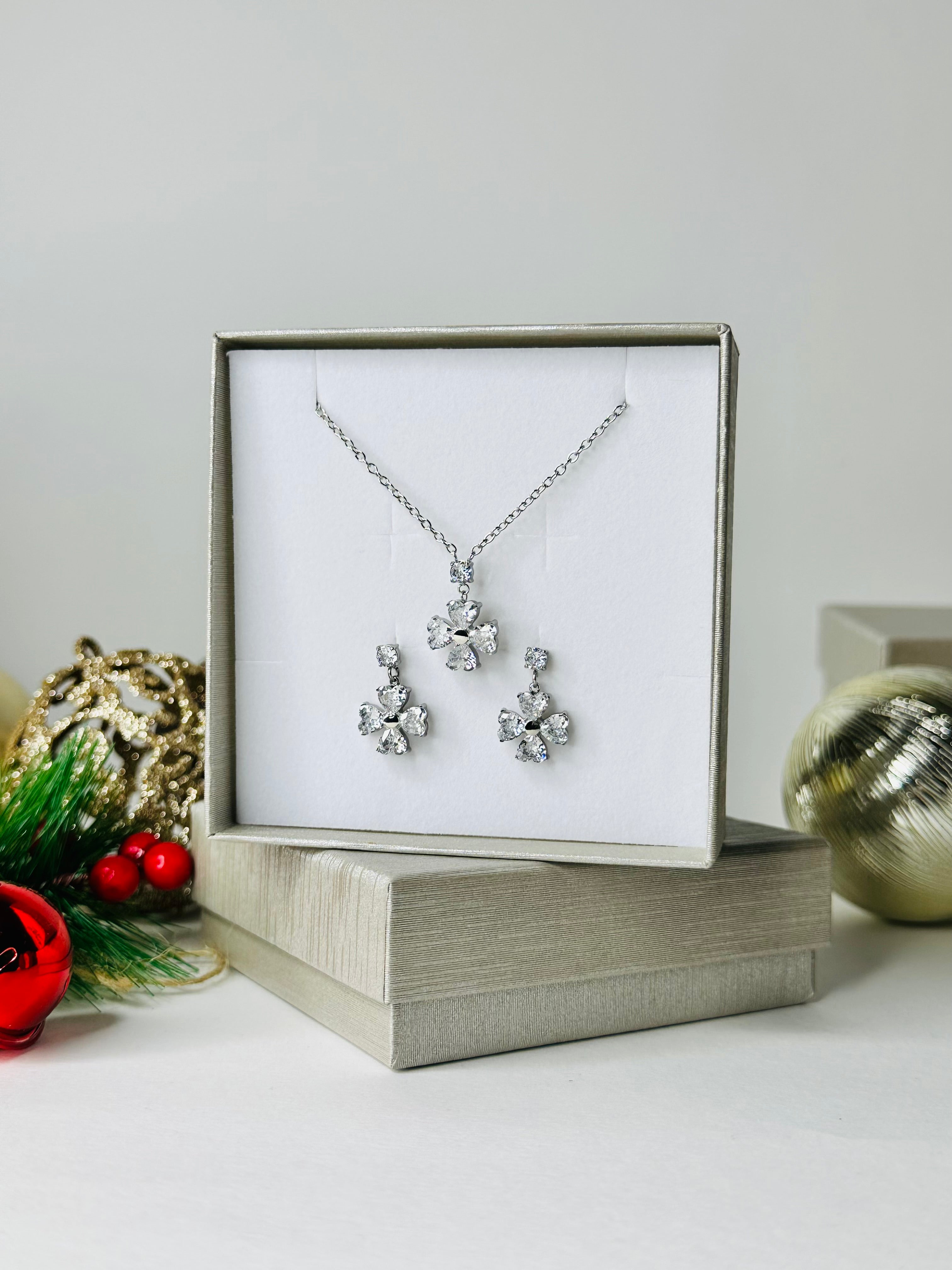 Box natalizia, quadrifoglio